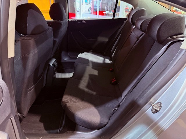 VOLKSWAGEN PASSAT 2.0 TDI EDITION PLUS