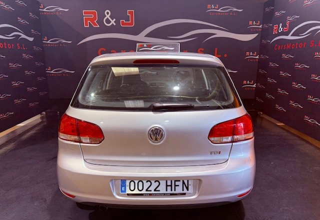 VOLKSWAGEN GOLF VI 1.6 TDI ADVANCE