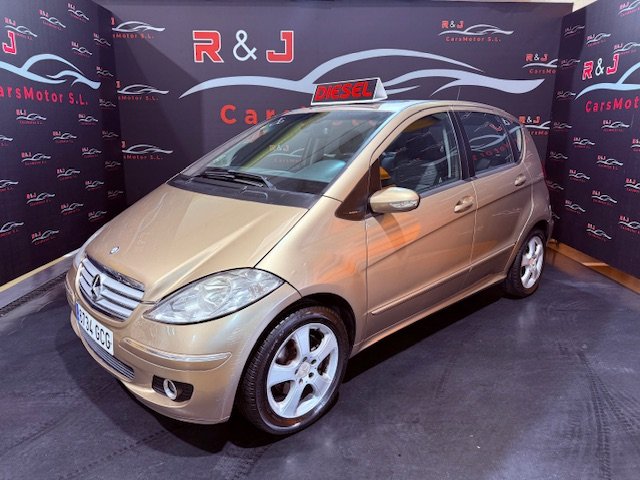 MERCEDES-BENZ Clase A A 180 AVANTGARDE