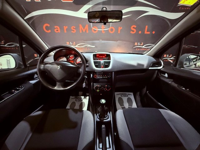 PEUGEOT 207 1.4 FILOU