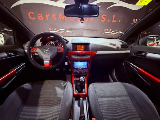 OPEL ASTRA GTC 1.6 SPORT