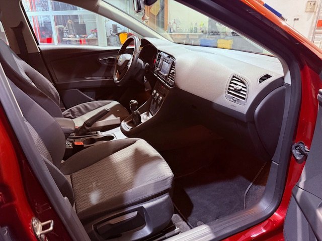 SEAT LEON 1.6 TDI STYLE