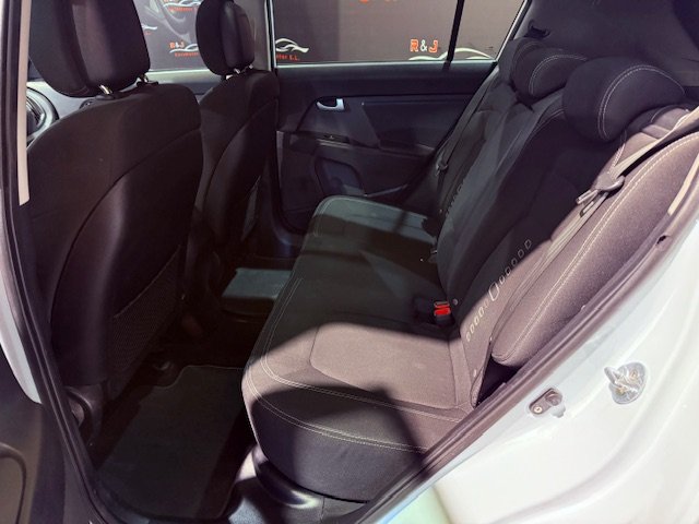 KIA SPORTAGE 1.6 GDI DRIVE