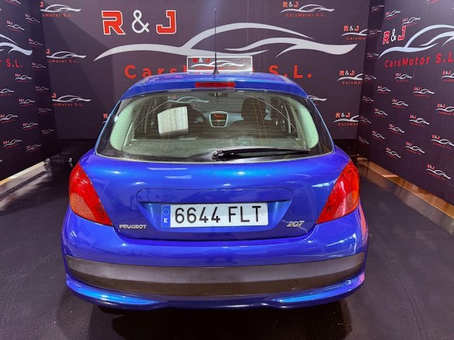 PEUGEOT 207 1.4 XLine