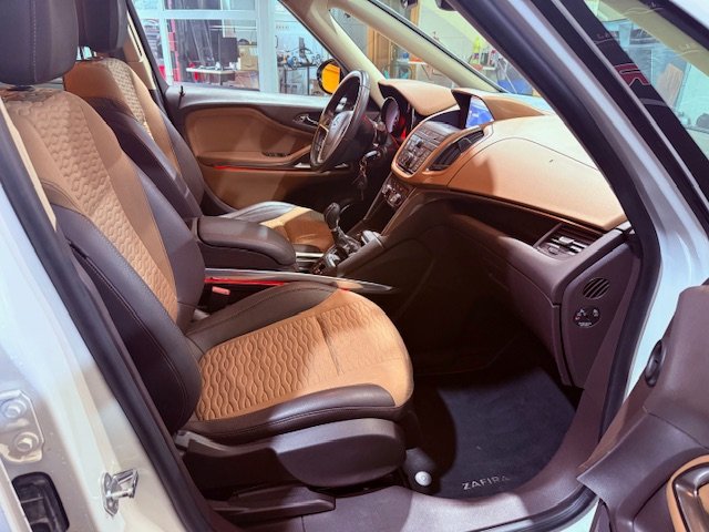 OPEL ZAFIRA TOURER 1.4 EXCELLENCE