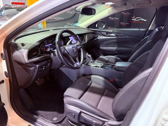 OPEL INSIGNIA 1.5 TURBO INNOVATION