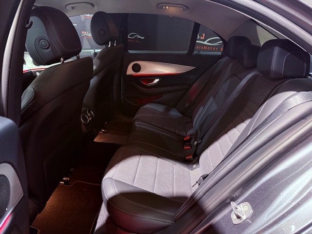 MERCEDES-BENZ CLASE E 220 D