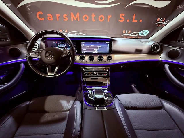 MERCEDES-BENZ CLASE E 220 D