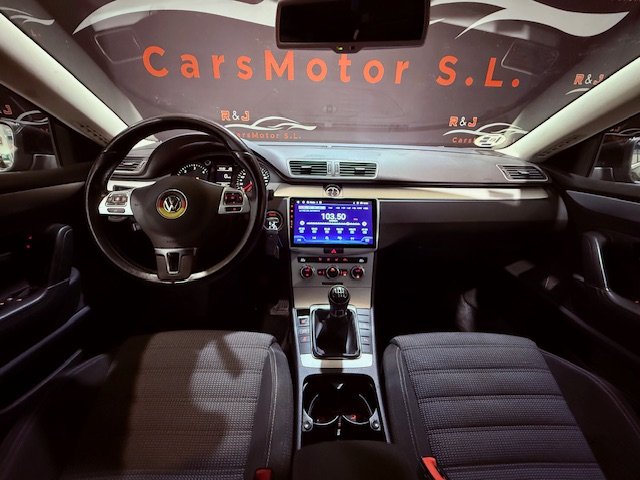 VOLKSWAGEN PASSAT CC 2.0 TDi Advanced