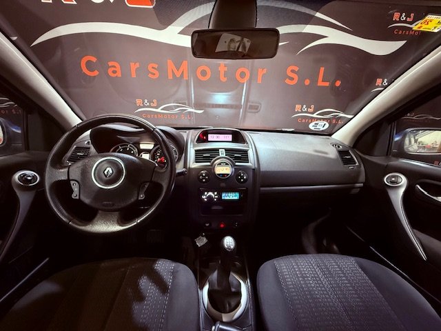 RENAULT MEGANE 1.5 DCI DYNAMIC