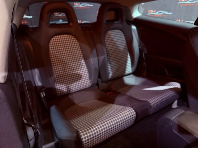 VOLKSWAGEN Scirocco 2.0 TDI R-LINE