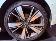 VOLKSWAGEN GOLF VIII 2.0 TDI R-LINE