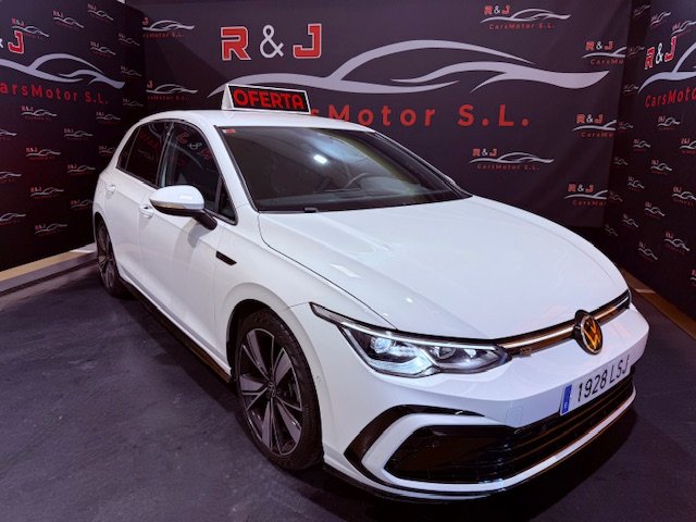 VOLKSWAGEN GOLF VIII 2.0 TDI R-LINE
