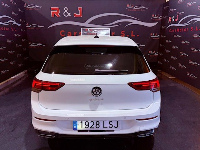 VOLKSWAGEN GOLF VIII 2.0 TDI R-LINE