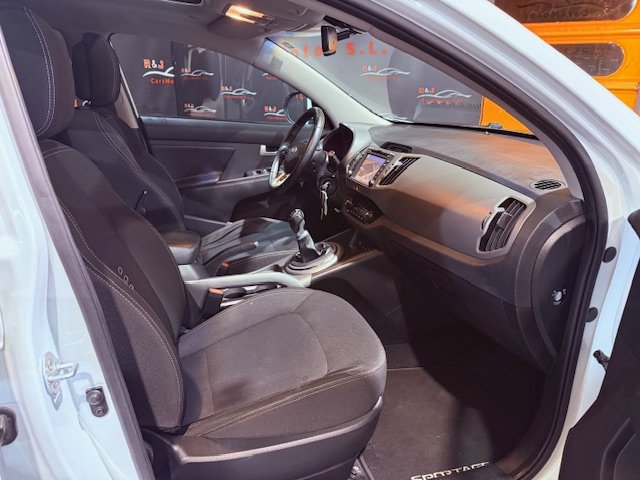 KIA SPORTAGE 1.6 GDI DRIVE