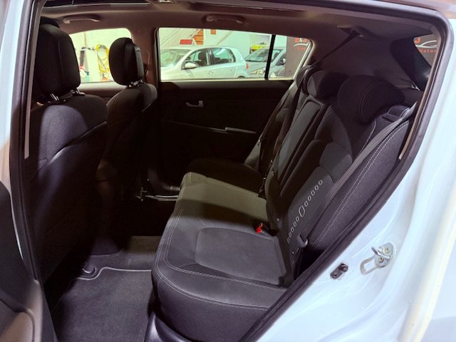 KIA SPORTAGE 1.6 GDI DRIVE