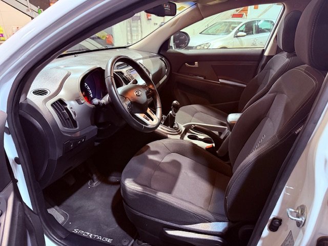 KIA SPORTAGE 1.6 GDI DRIVE