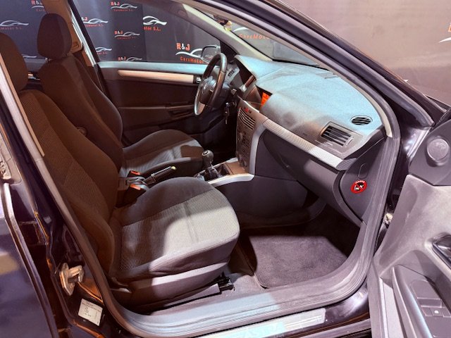 OPEL ASTRA 1.6 SPORT