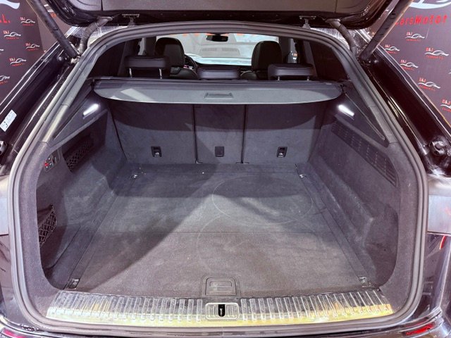 AUDI SQ8 QUATTRO TIPTRONIC