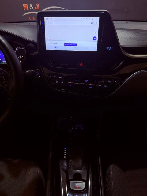 TOYOTA C-HR ADVANCE PACK