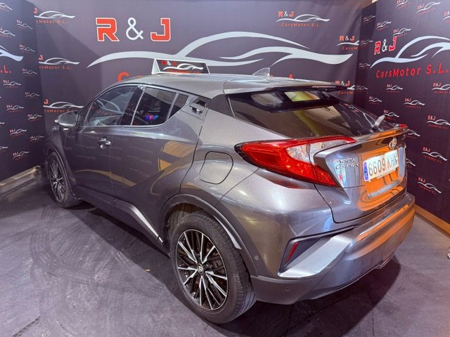 TOYOTA C-HR ADVANCE PACK