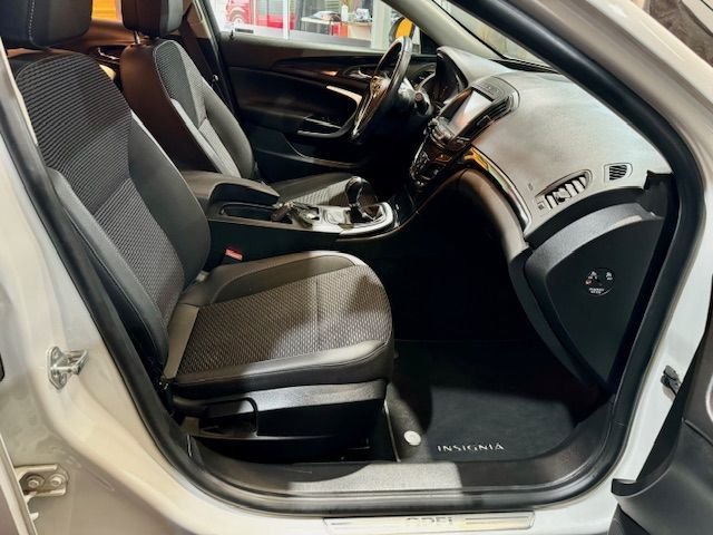 OPEL INSIGNIA 1.6 CDTi Excelence