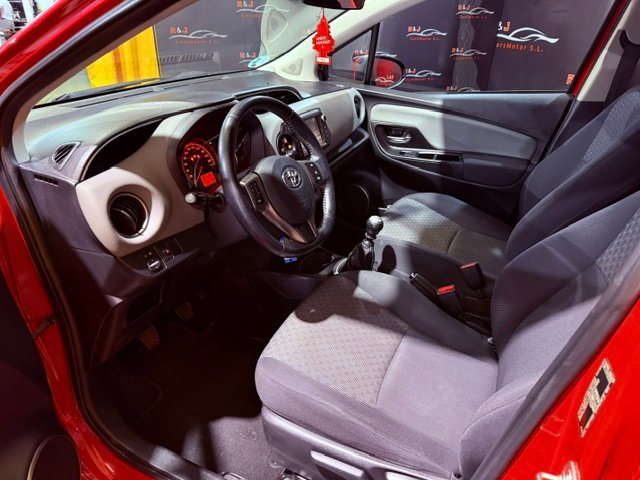 TOYOTA YARIS 1.4 ADVANCE