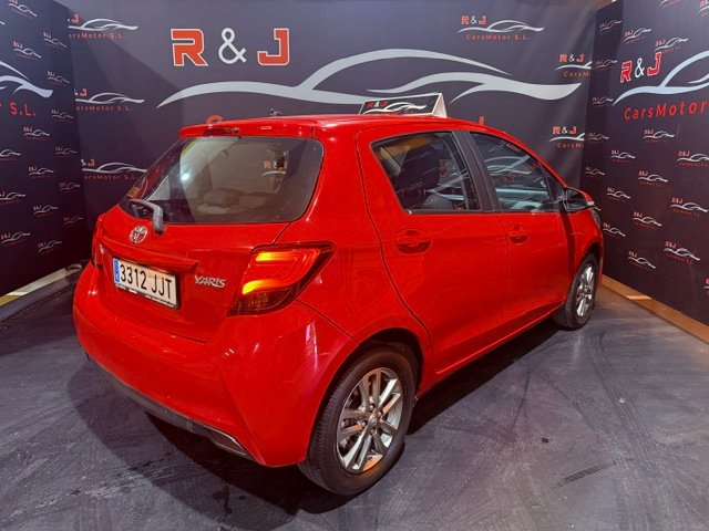 TOYOTA YARIS 1.4 ADVANCE