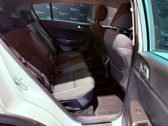 KIA SPORTAGE 1.7 CRDI XTECH
