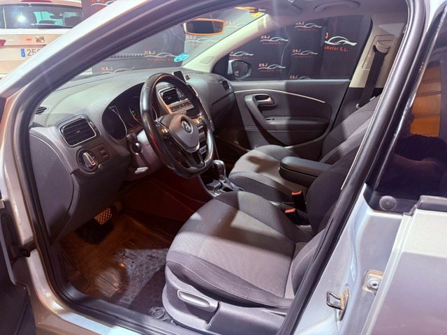 VOLKSWAGEN POLO SC 1.4 TDI 90CV SPORT DSG