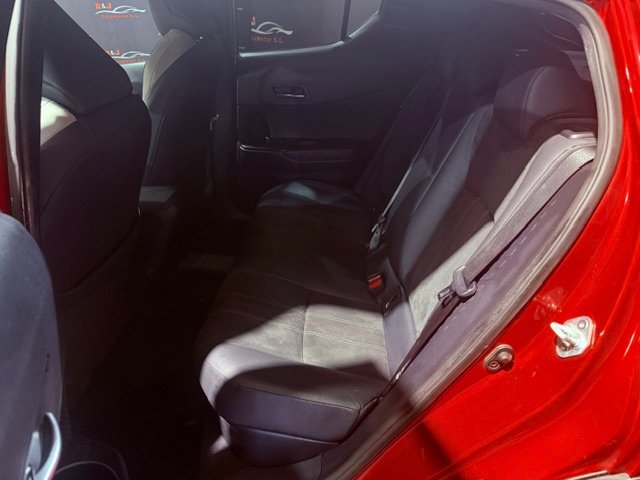 TOYOTA CHR 2.0 HYBRID GR SPORT