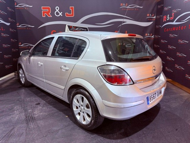 OPEL ASTRA 1.6 ENJOY