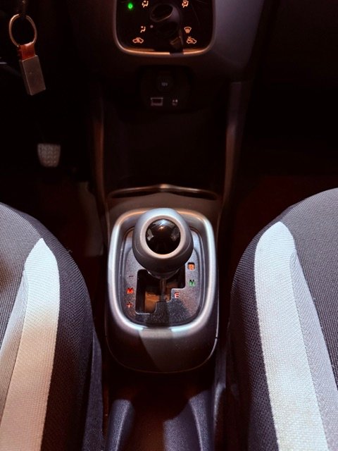 TOYOTA AYGO 1.0 XCLUSIV