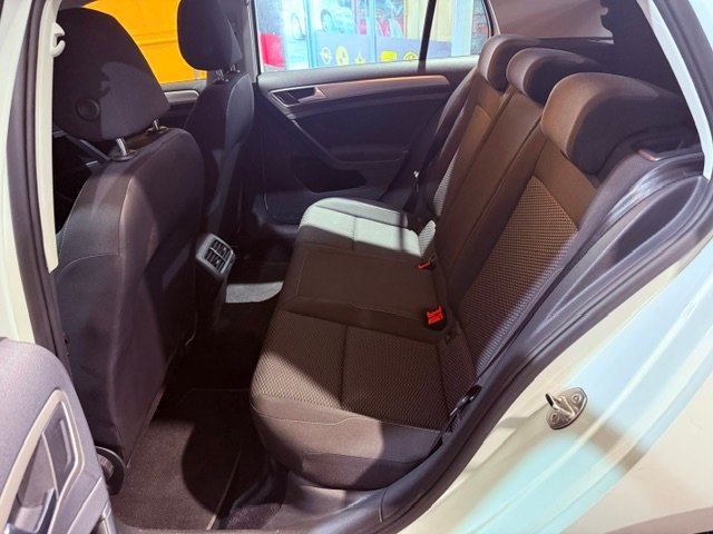VOLKSWAGEN GOLF VII 1.6 TDI 105cv Sport 5p.