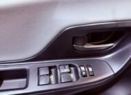 TOYOTA YARIS 1.3 FEEL
