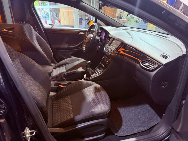 OPEL Astra 1.6 CDTi Dynamic