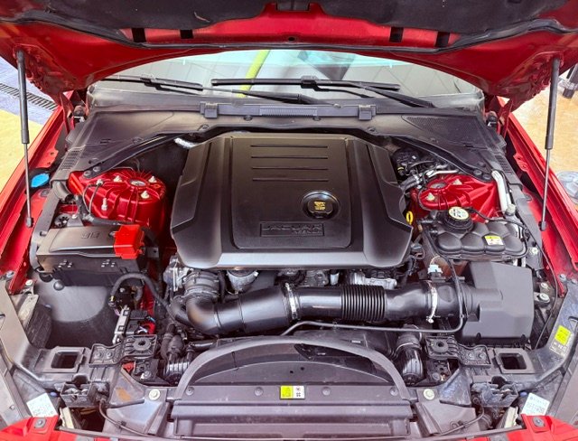 JAGUAR XE RS SPORT