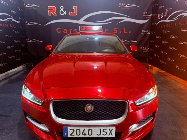 JAGUAR XE RS SPORT