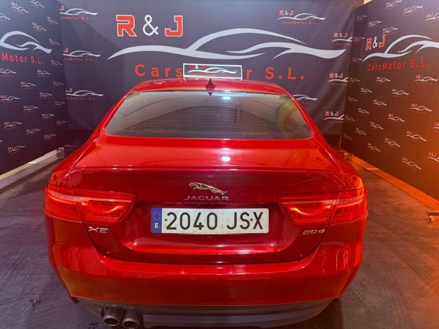 JAGUAR XE RS SPORT