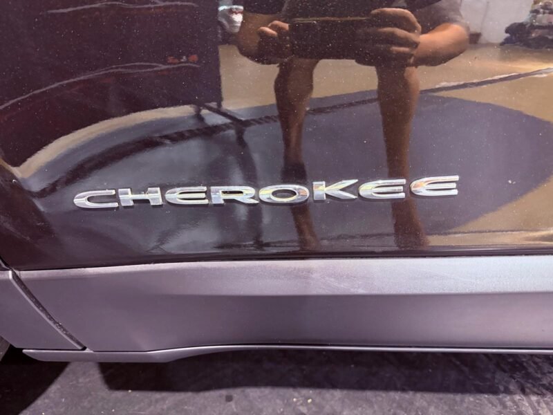 JEEP CHEROKEE 2.2 LONGITUD FWD