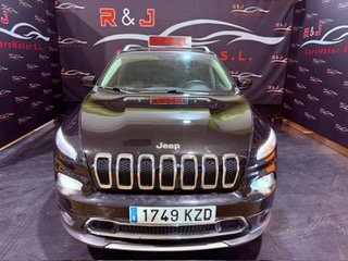 JEEP CHEROKEE 2.2 LONGITUD FWD