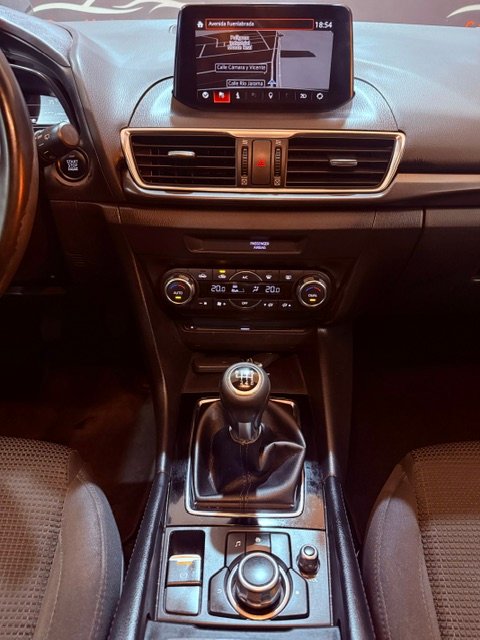MAZDA MAZDA 3 2.0 LUXURY