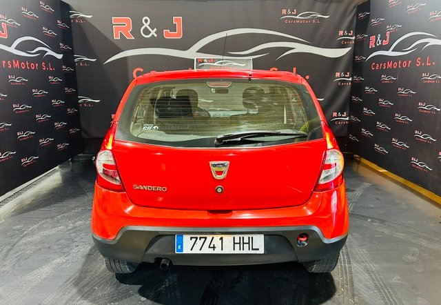 DACIA SANDERO 1.2 LAURATE