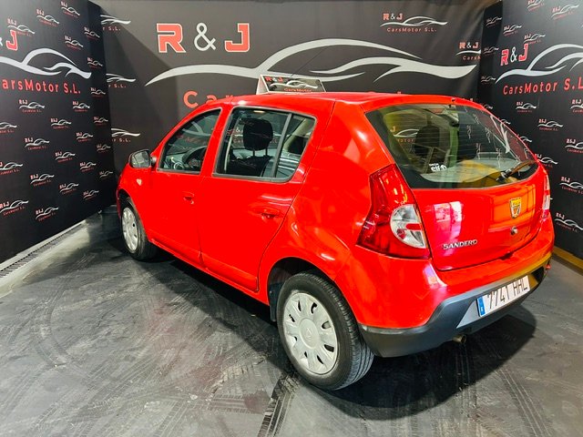 DACIA SANDERO 1.2 LAURATE
