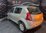 DACIA SANDERO 1.2 LAUREATE MUSIC