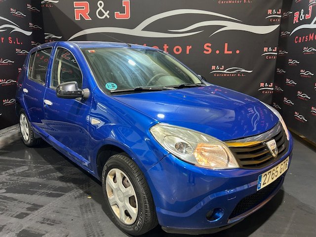 DACIA SANDERO 1.2 LAURATE