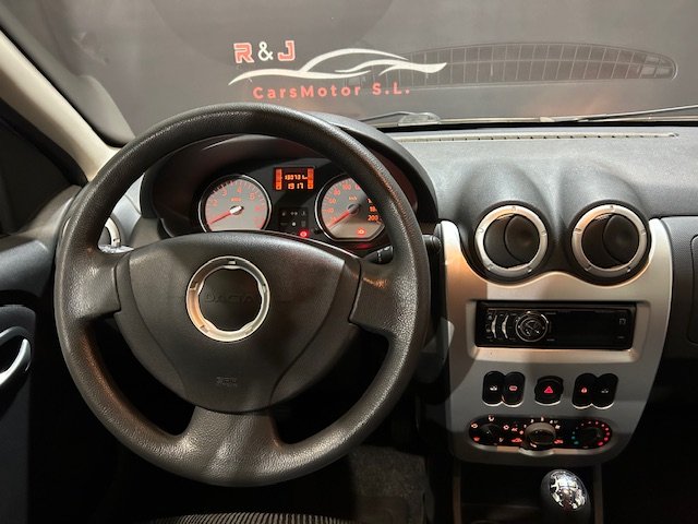 DACIA SANDERO 1.2 LAURATE