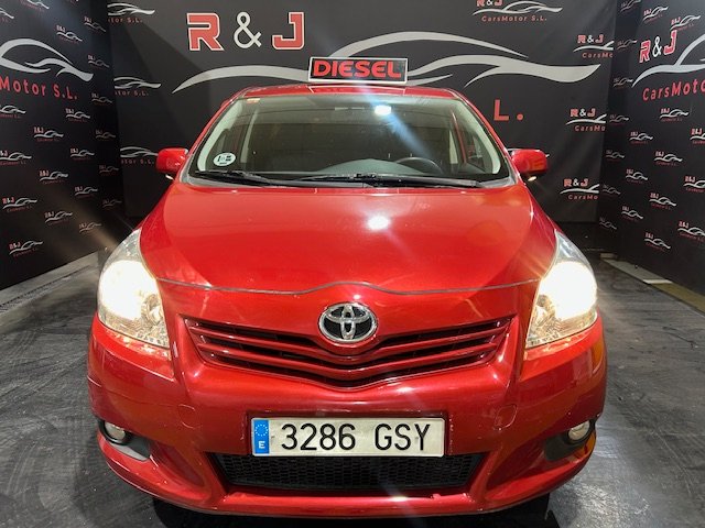 TOYOTA verso 2.0 D-4D Active